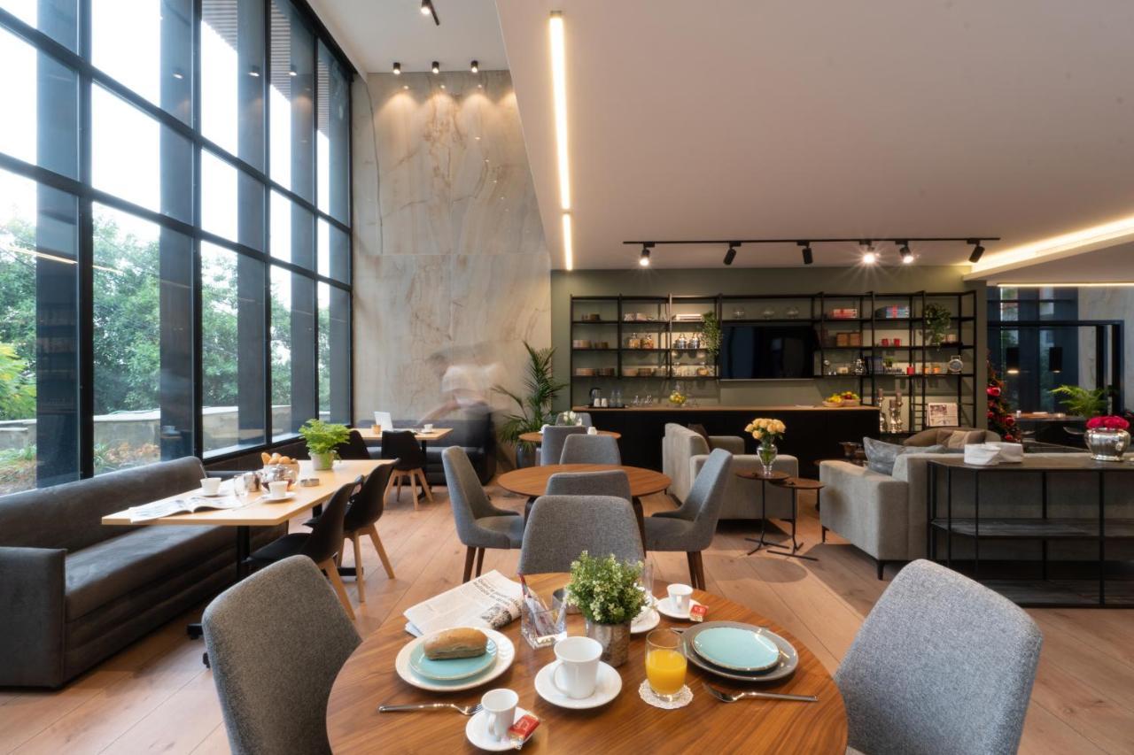 Votre Hotel 4*